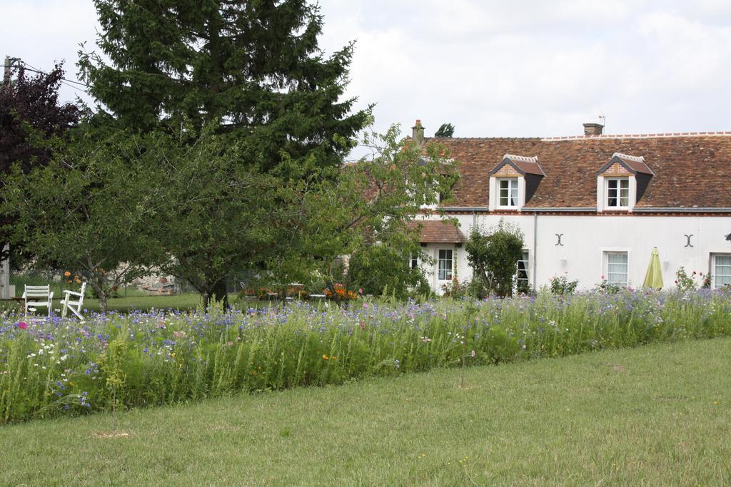 Le Clos Pres Chambord Bed & Breakfast Maslives Exterior photo